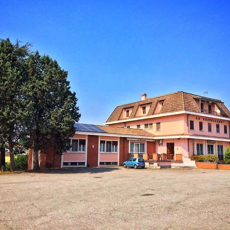 Locanda La Castellana Castello d'Agogna エクステリア 写真